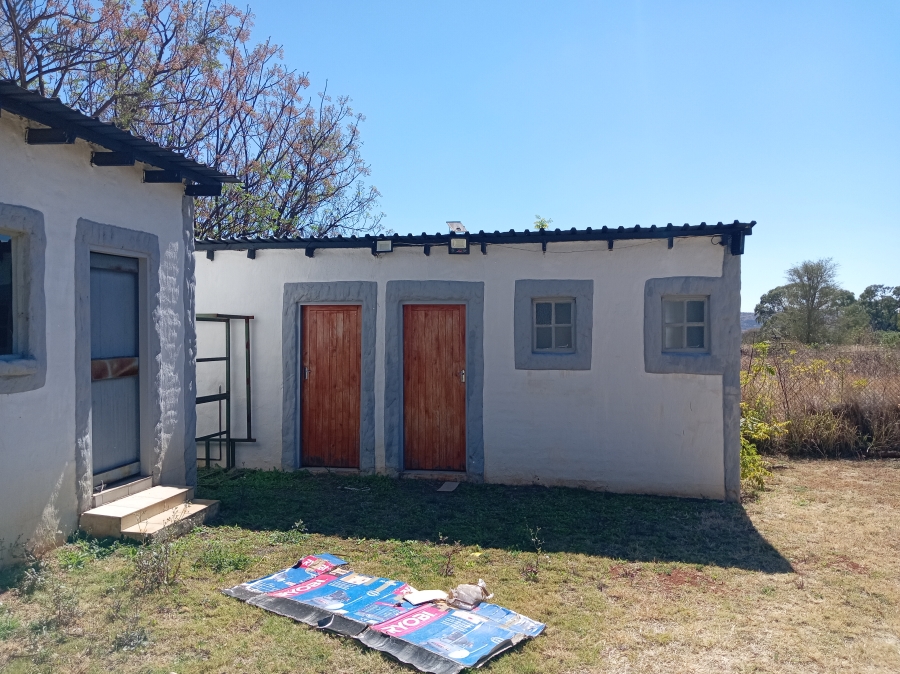 11 Bedroom Property for Sale in De Wildt North West